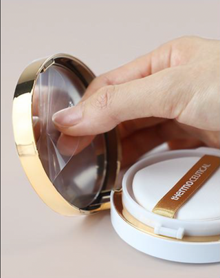 EXO Glow Fit Cushion SPF 50+